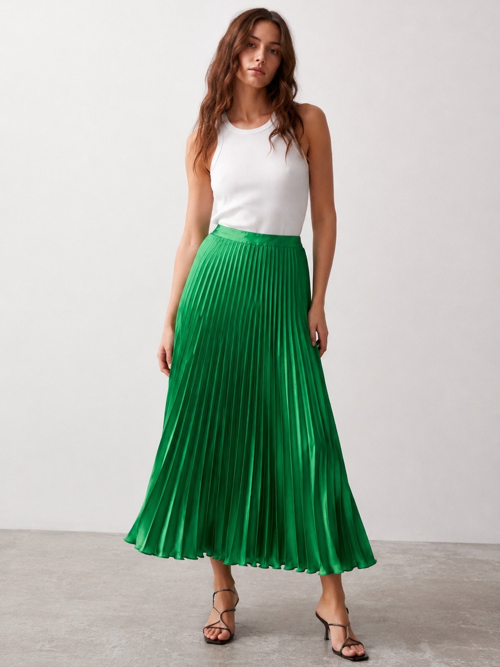 Zara Emerald Green Pleated Maxi Skirt | EUC | Size Small